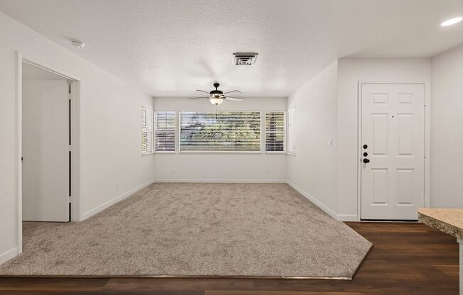 2 beds, 2 baths, 867 sqft, $1,725, Unit 74