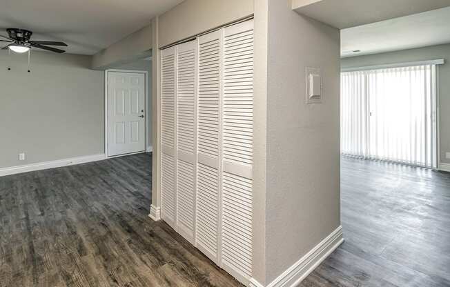 Beautiful newly-renovated one, two and three bedroom apartment townhomes with high-end finishes at Highpoint Apartments in Omaha, NE