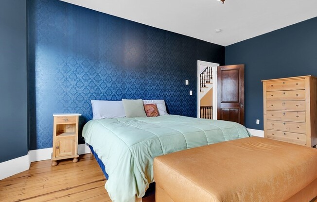 3 beds, 2.5 baths, 1,800 sqft, $7,900, Unit PH