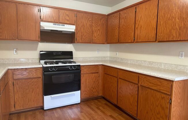 1632 - 1636 7th Street.
