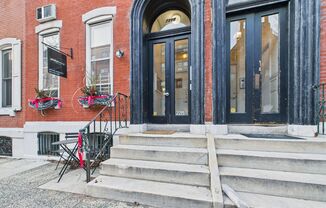 2211-13-15 Spruce Street