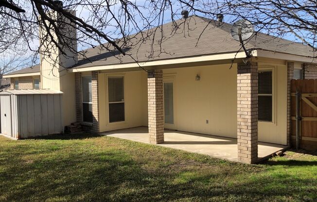 4 beds, 2 baths, $1,850