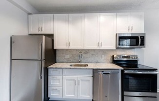Connecticut Plaza Apartments