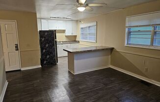 3 beds, 1 bath, $1,195