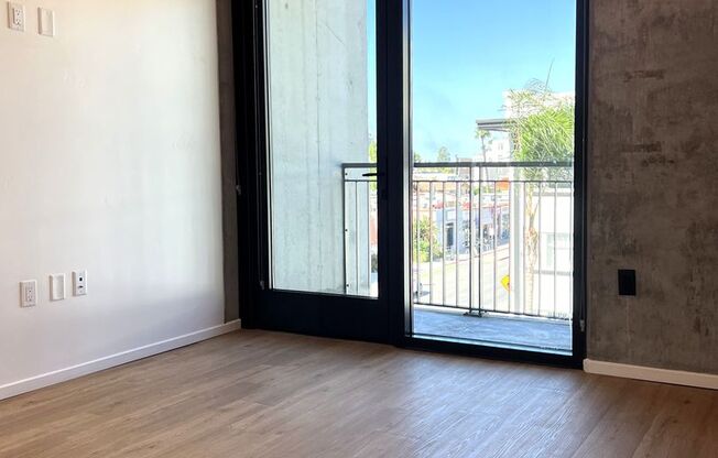 Studio, 1 bath, $1,895, Unit 307-A