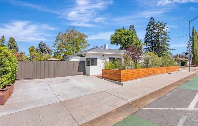 Remodeled Home in near Downtown Mountain View