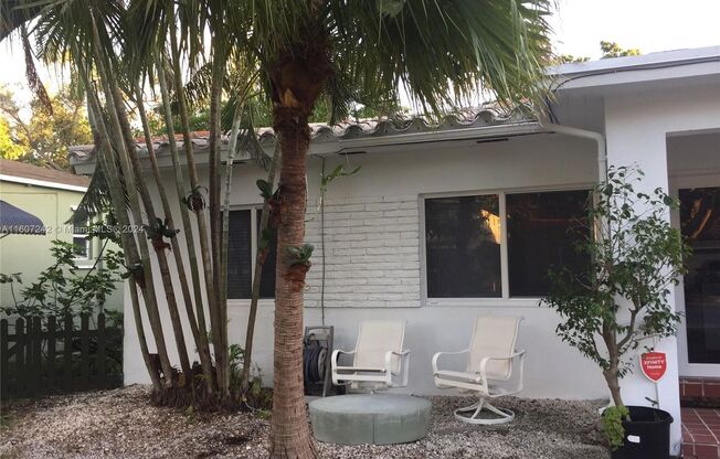 2 beds, 1 bath, $3,550, Unit # 0