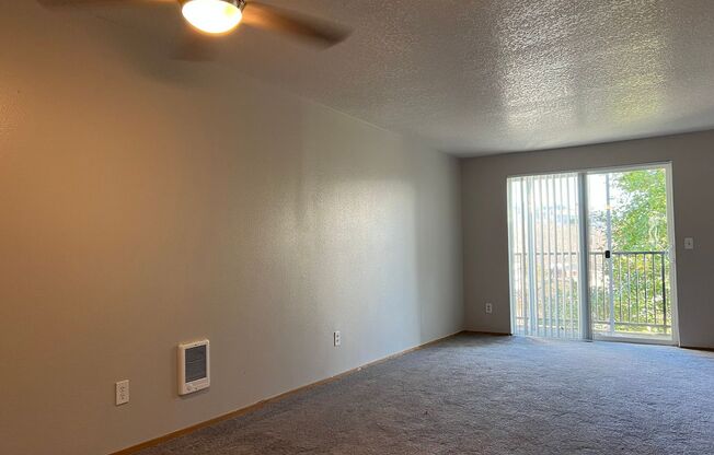 POINTE WEST APTS