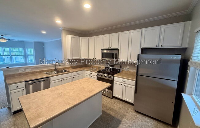 118 DARLEY DL LOOP