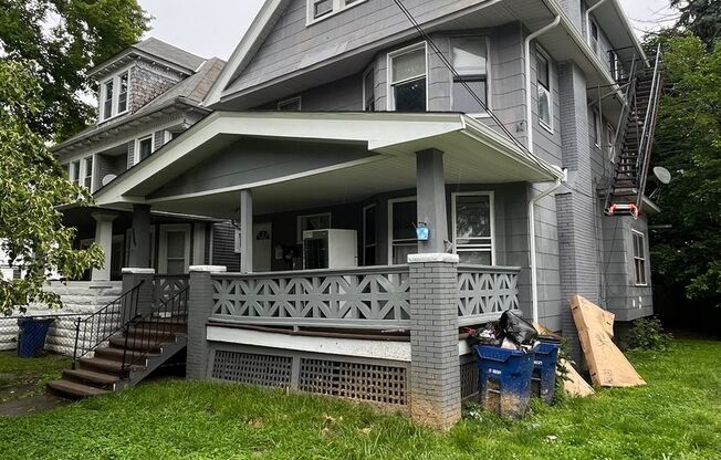 3889 W.33rd