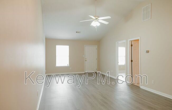 551 EDGECLIFF LN