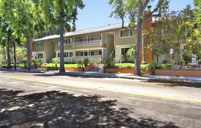 Elegant Exterior View Of Property at Laurel Grove Apartments, Menlo Park