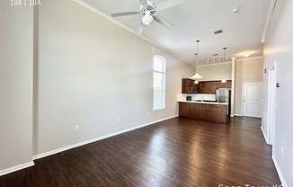 504 GRAND BLVD