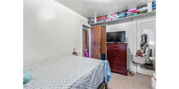 3 beds, 1 bath, 1,200 sqft, $3,500