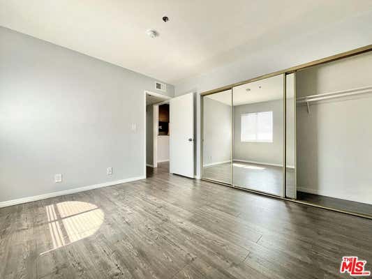 100 N Clark Dr