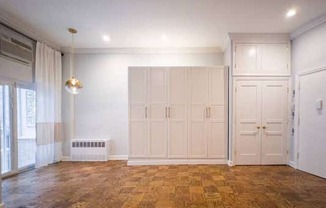 316 W 83 ST