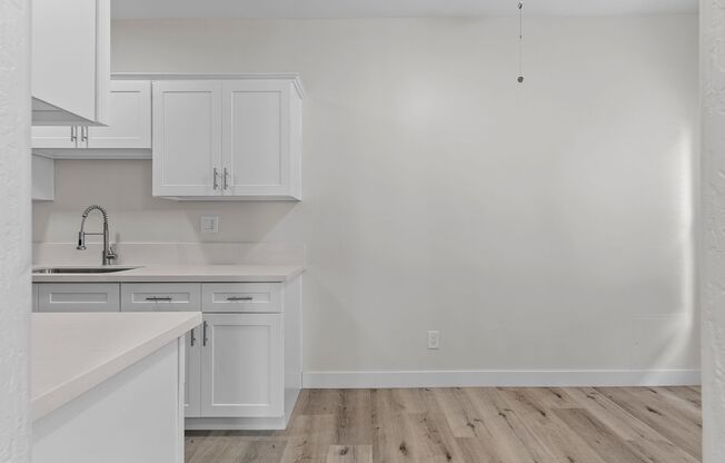 1 bed, 1 bath, 489 sqft, $1,695, Unit 726-04