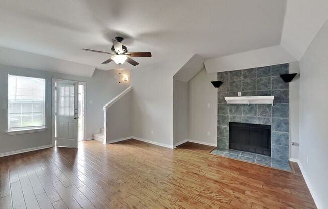 1838 CROOKS CT