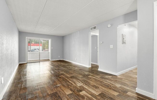 1 bed, 1 bath, 665 sqft, $1,395, Unit 115
