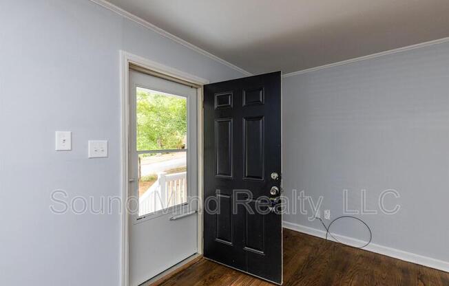 321 ANGIER AVE
