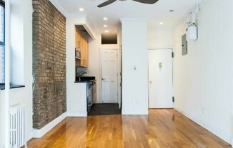 1 bed, 1 bath, $3,895, Unit 12
