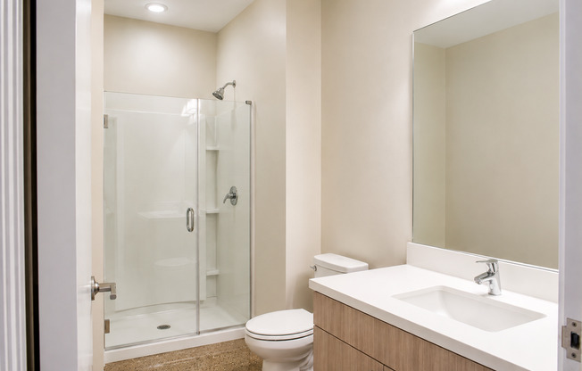 1 bed, 2 baths, 911 sqft, $2,125, Unit 112