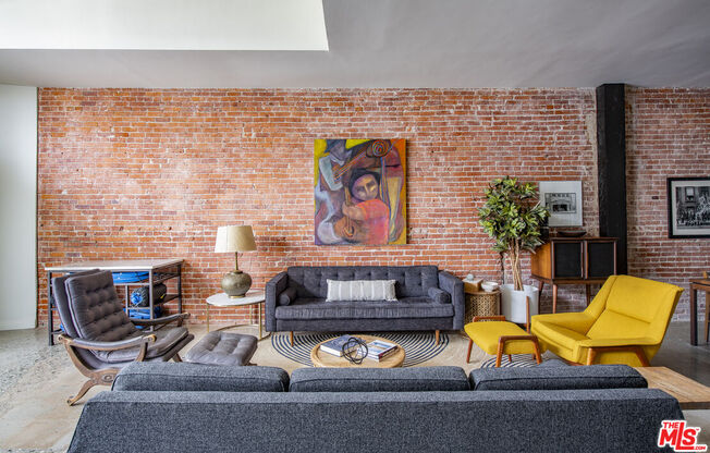 179 CULVER BLVD