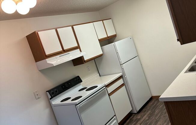 2 beds, 1 bath, 900 sqft, $825, Unit 311
