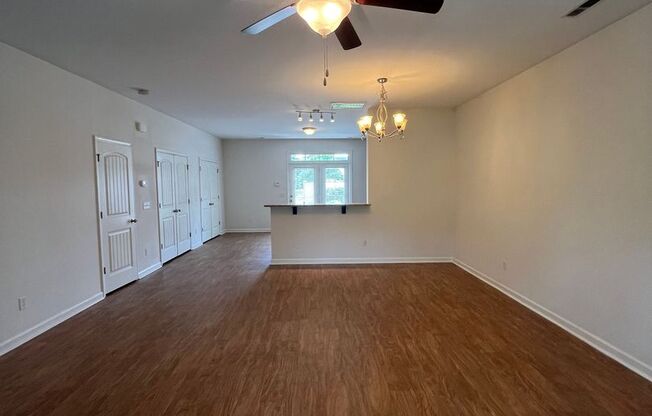 2 beds, 2.5 baths, 1,152 sqft, $1,500, Unit Unit E