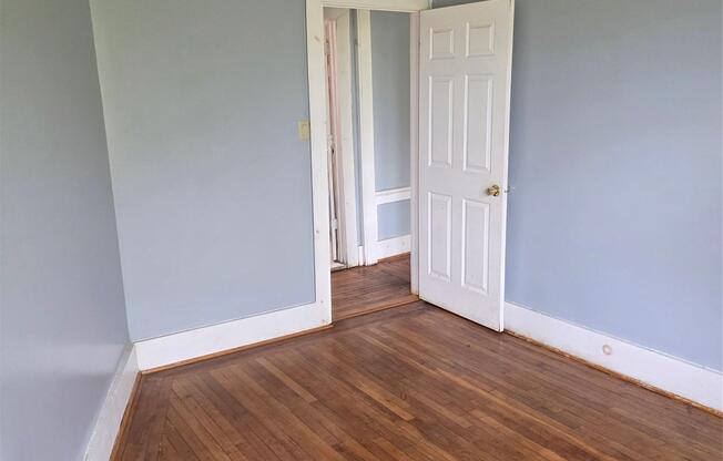 1115 Dorchester Rd.