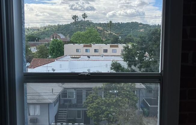 1 bed, 1 bath, $1,799, Unit 402