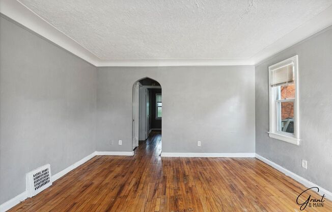 $1,150/month - 2 Bed 1 Bath