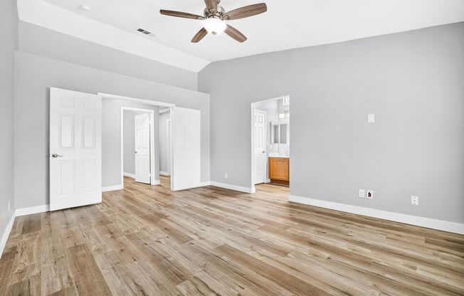 3 beds, 2 baths, $2,300