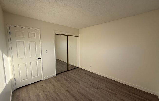 3 beds, 1 bath, $2,995