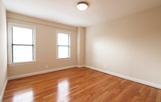 2 beds, 1 bath, 941 sqft, $3,595, Unit W301