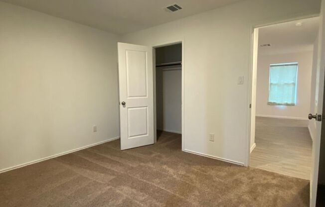 3 beds, 2 baths, $1,550