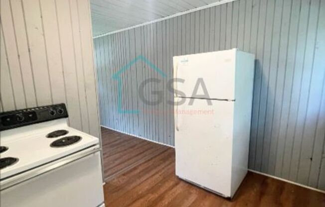 1 bed, 1 bath, $750, Unit 205 Sumter St B