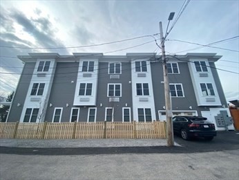 208 NEPONSET VLY PKWY