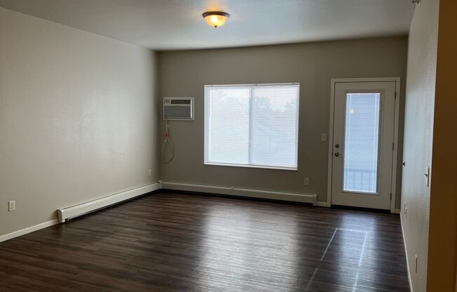 2 beds, 2 baths, 1,145 sqft, $1,250, Unit 321