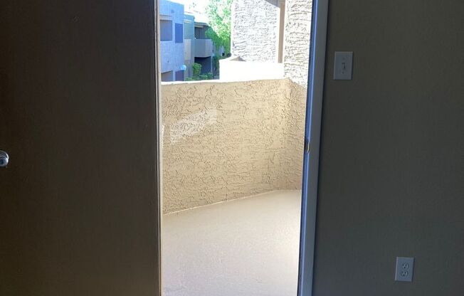 2 beds, 2 baths, 900 sqft, $1,375, Unit 250