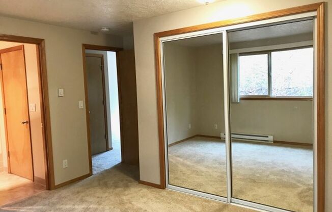 1 bed, 1 bath, 628 sqft, $1,355, Unit 32