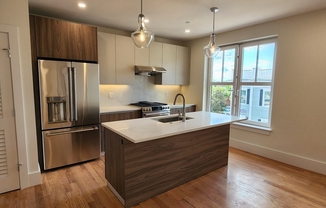 1 bed, 1 bath, 616 sqft, $3,250, Unit 2