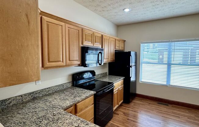 3 beds, 2.5 baths, 1,960 sqft, $1,950, Unit 317SMA3