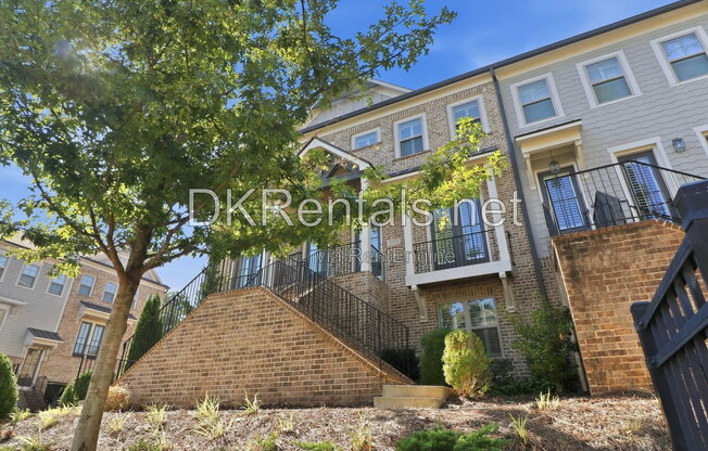 2311 MCLEAN CHASE