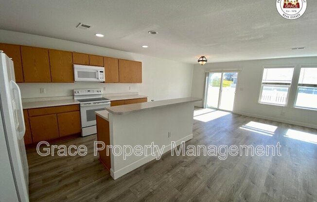 19229 E 58 AVE