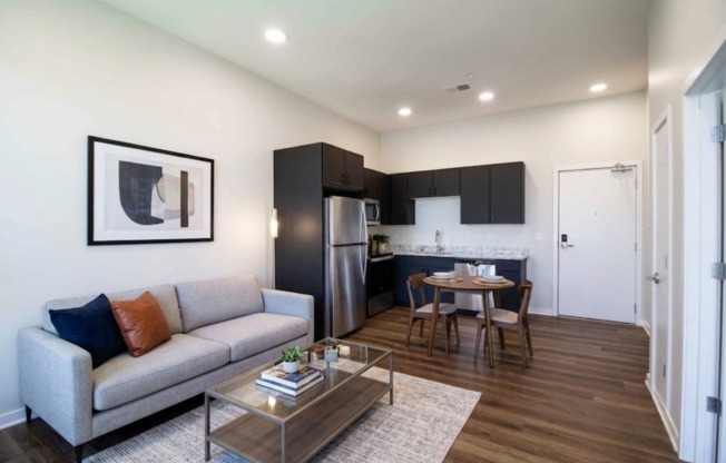 1 bed, 1 bath, 500 sqft, $1,725, Unit 111