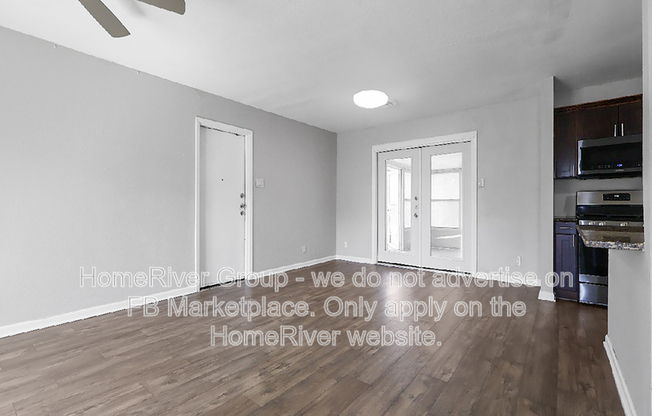 8402 STARCREST DR