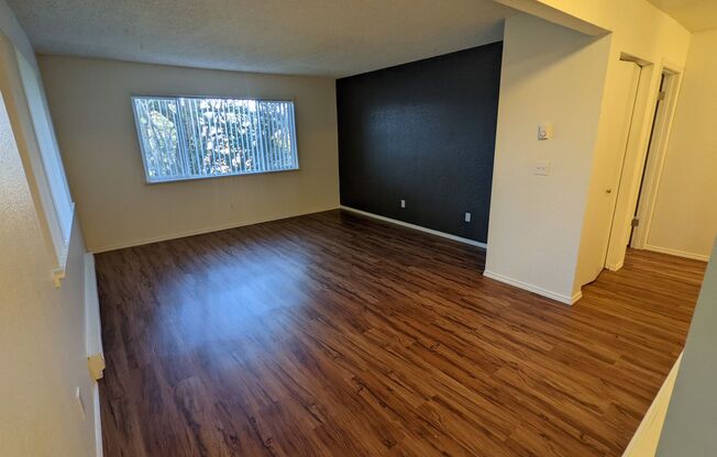 1 bed, 1 bath, 700 sqft, $1,295, Unit #26