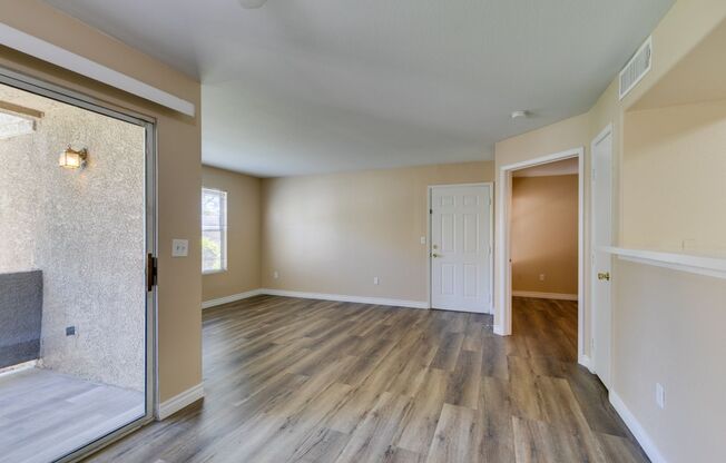 2 beds, 2 baths, $1,395, Unit UNIT 1016