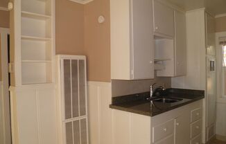 2 beds, 1 bath, $1,500